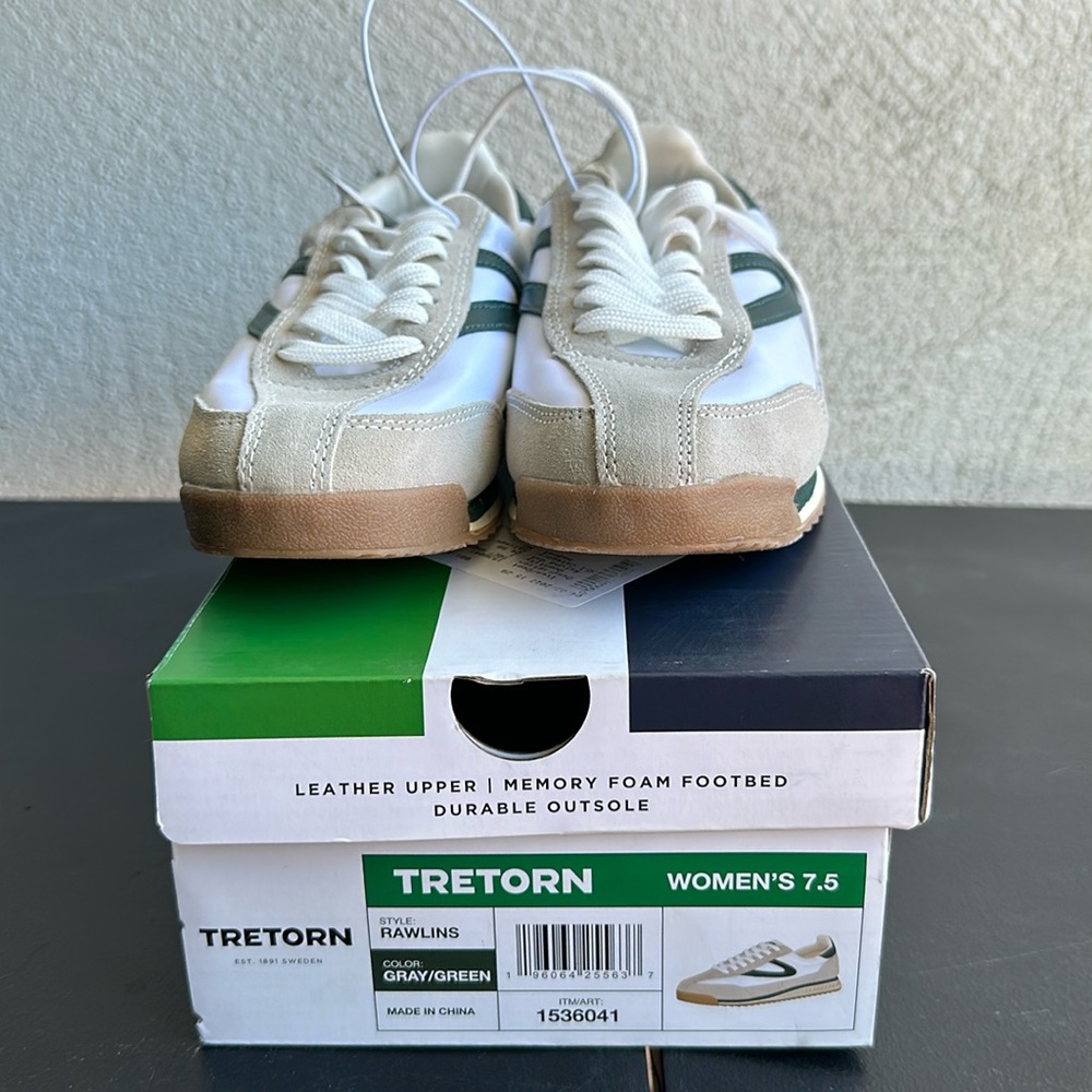 Tretorn size 7.5 women new with box